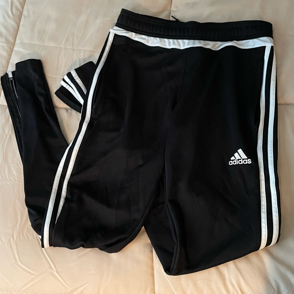 Adidas black joggers women’s size xs